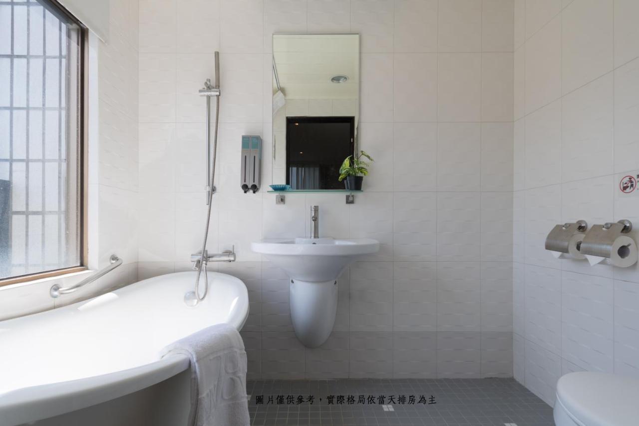 טאינאן Just Enjoy Business Hotel מראה חיצוני תמונה
