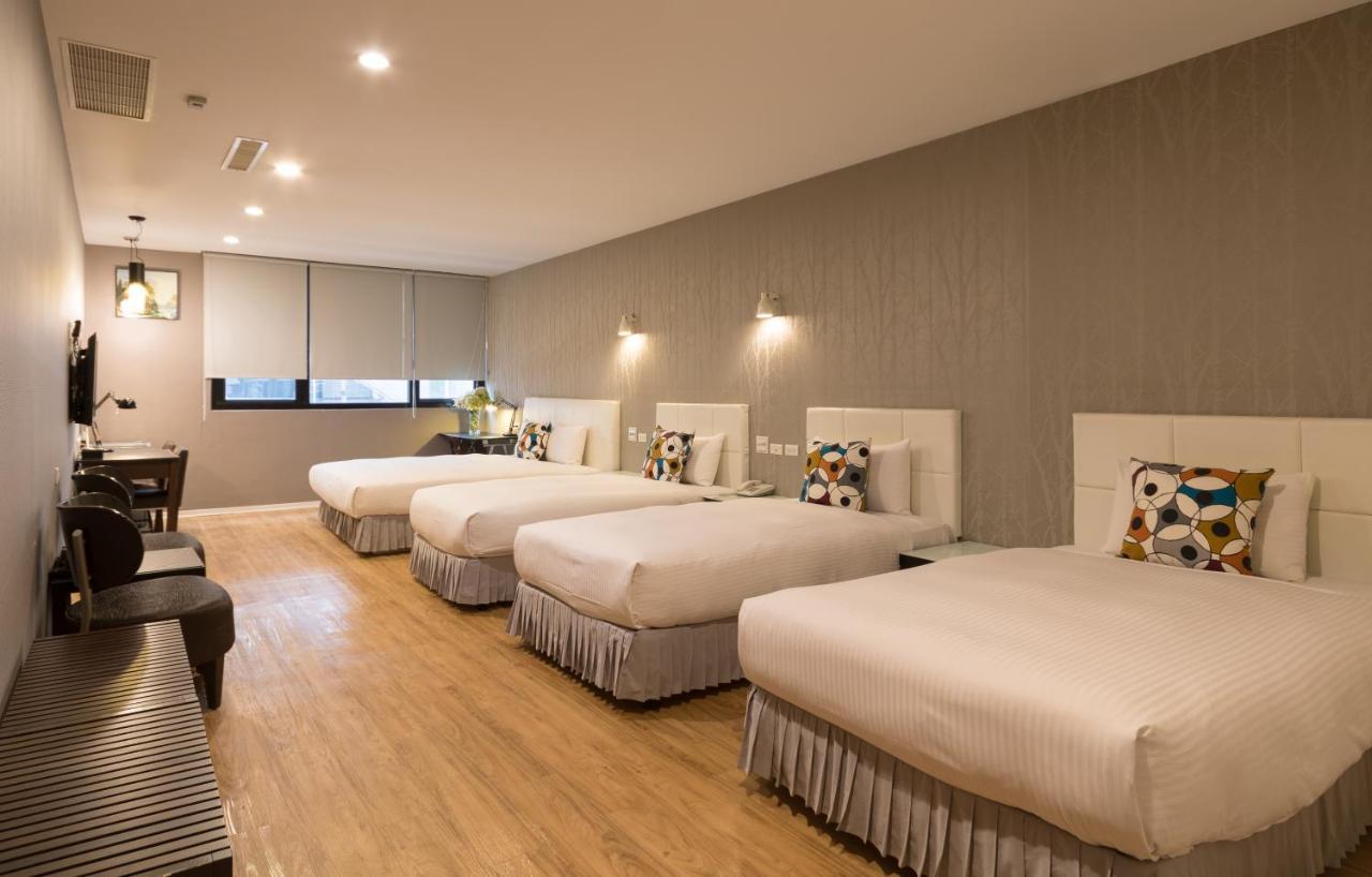 טאינאן Just Enjoy Business Hotel מראה חיצוני תמונה