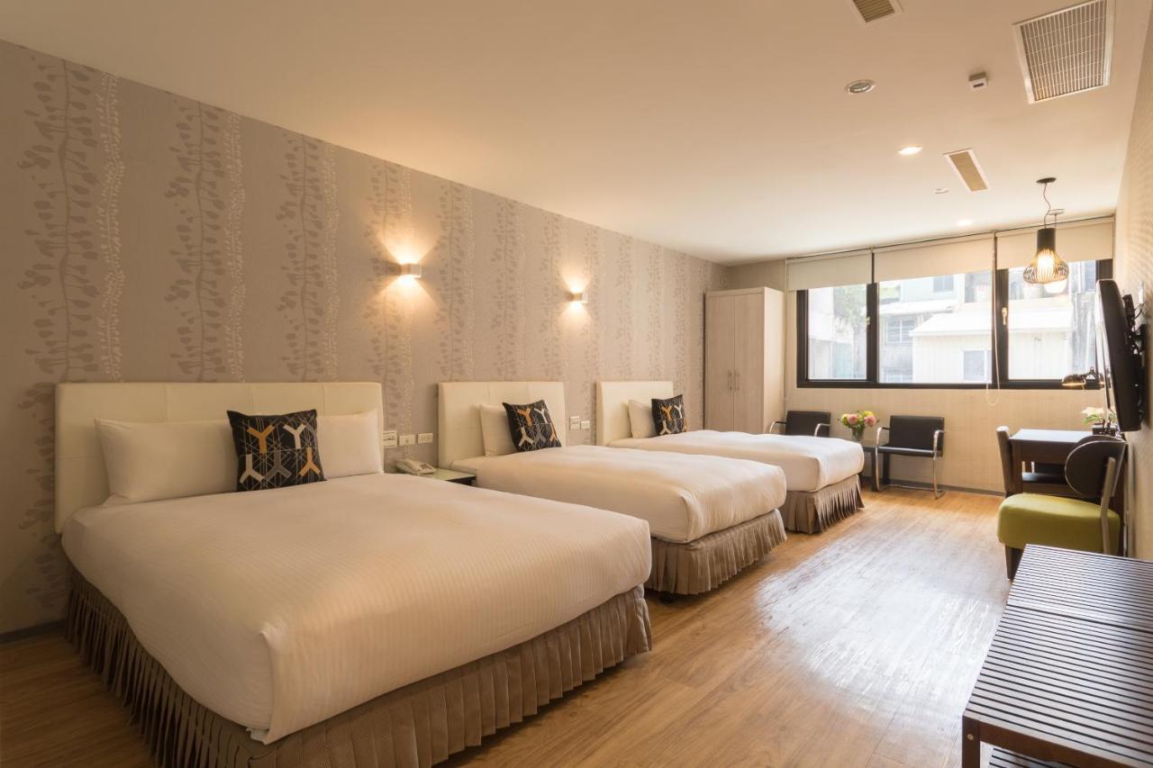 טאינאן Just Enjoy Business Hotel מראה חיצוני תמונה