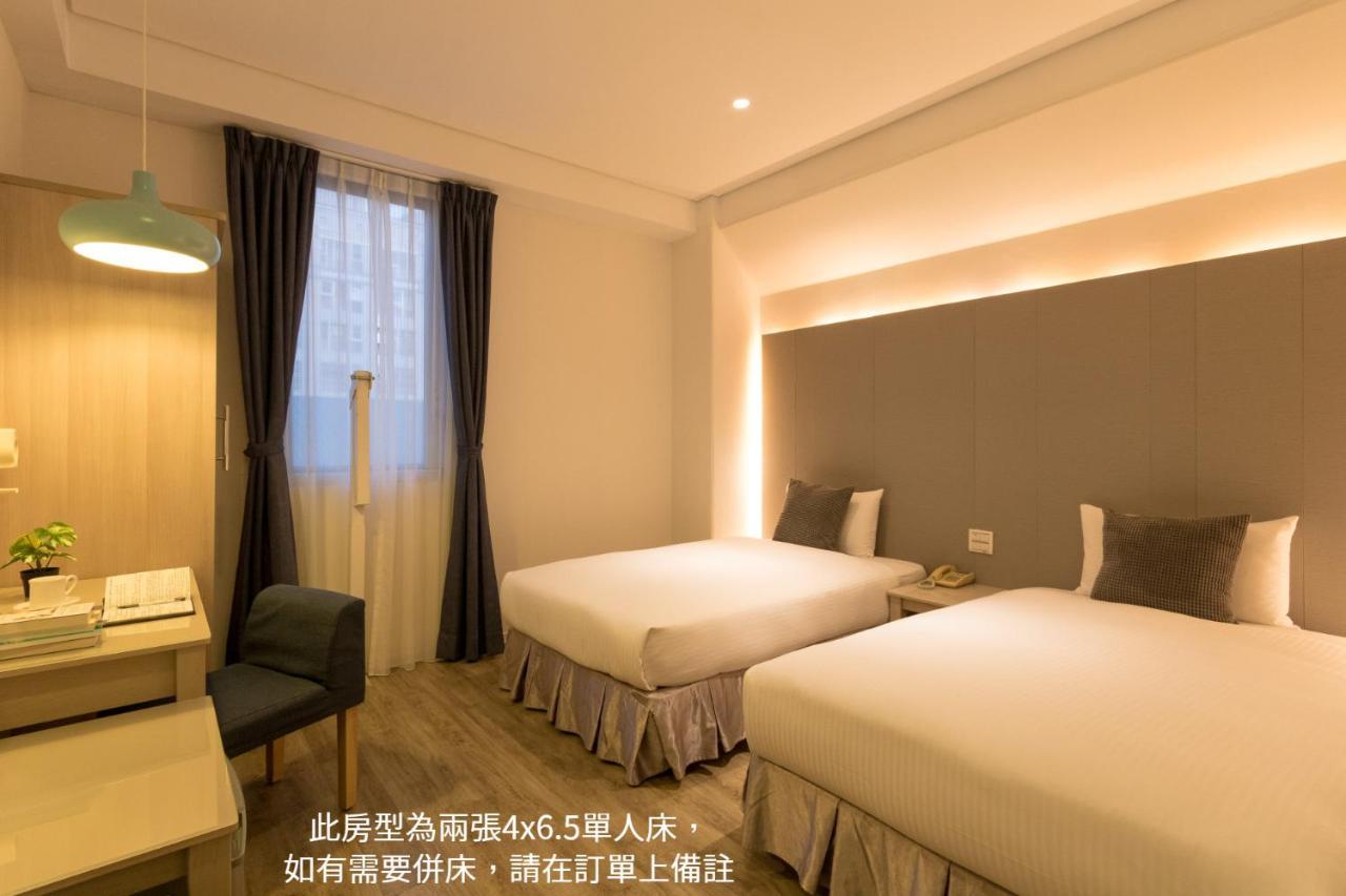 טאינאן Just Enjoy Business Hotel מראה חיצוני תמונה